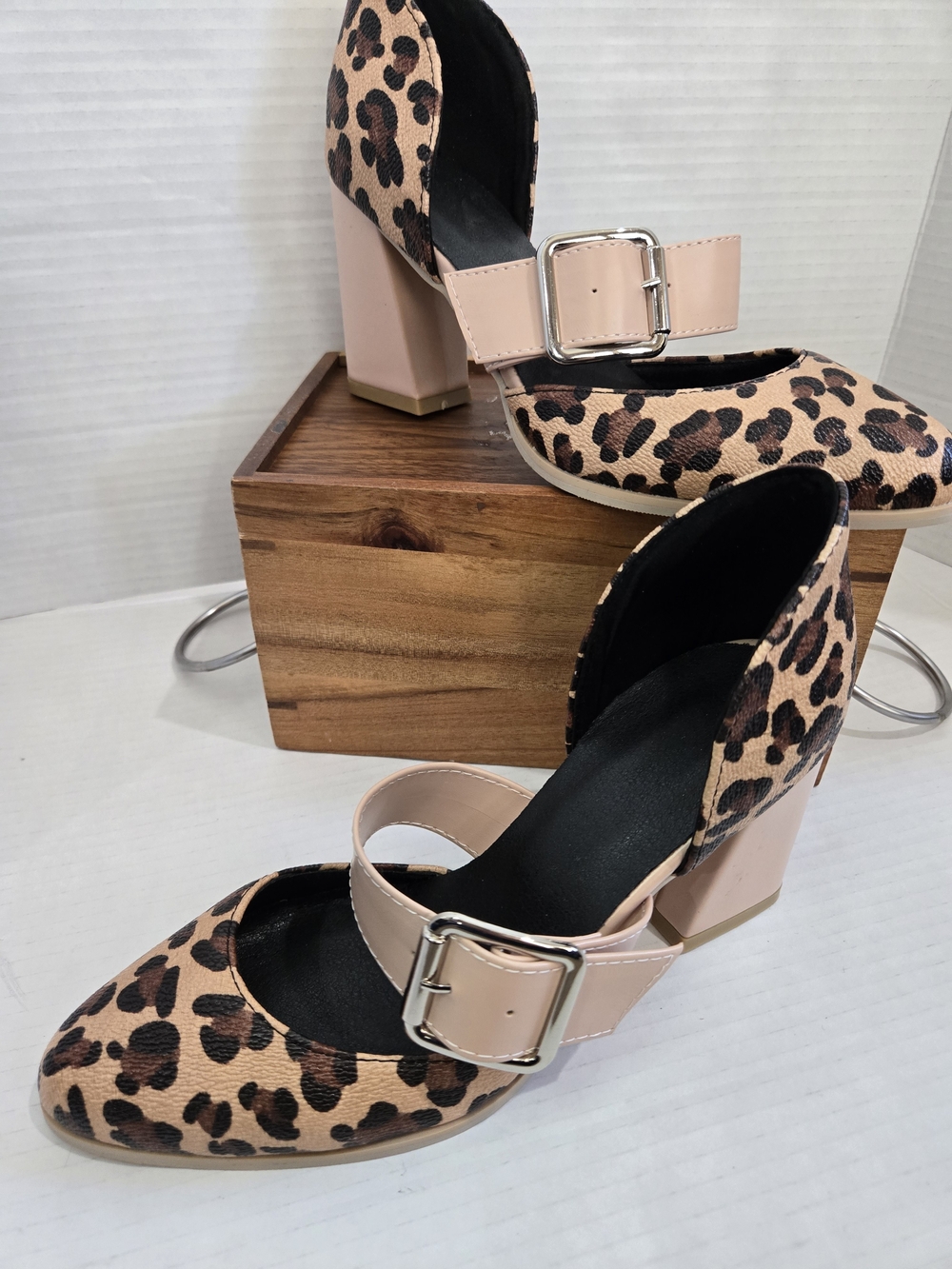 Leopard Print Pink Block Heel Mary Jane Pumps Size 39